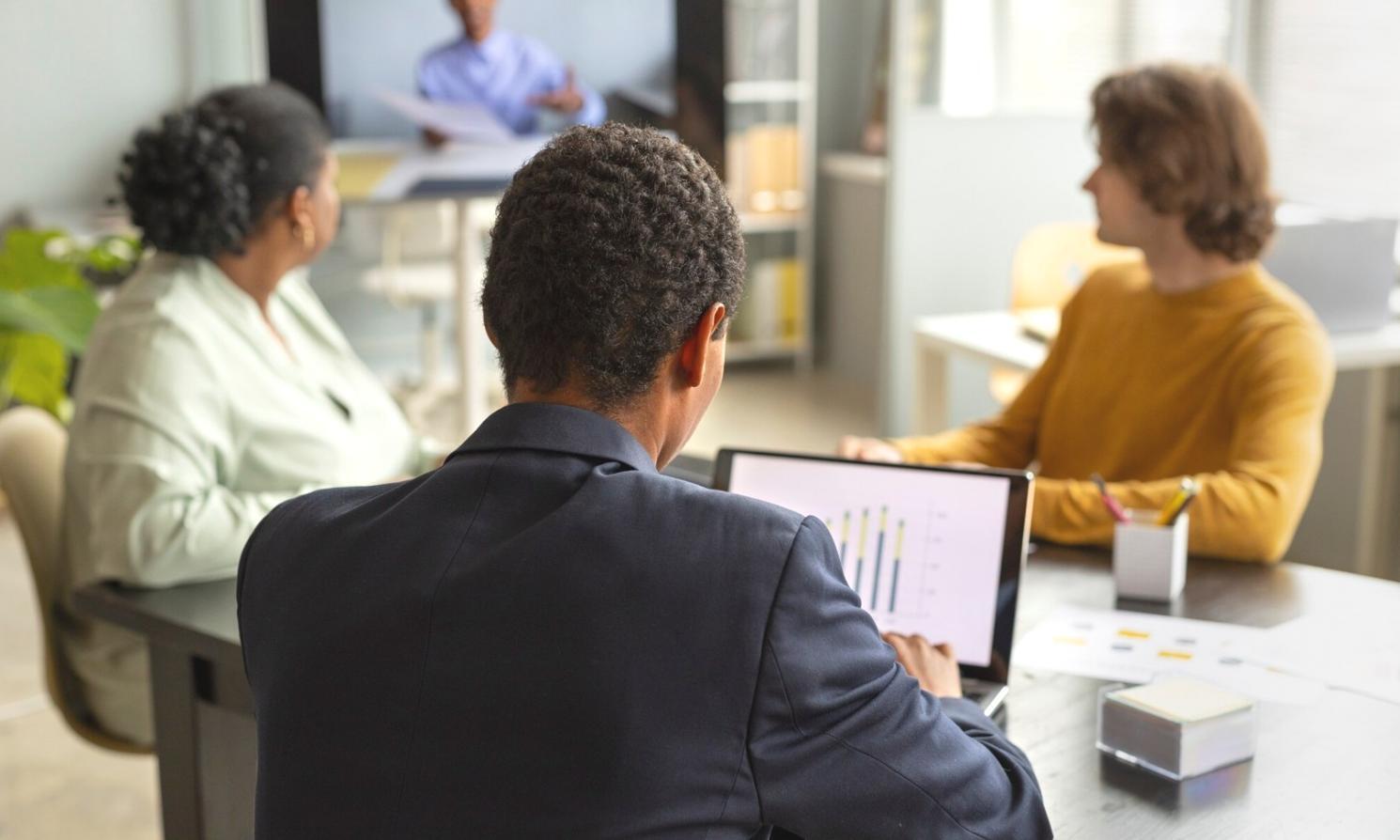 Transparente Finanzanalyse und ehrliche Beratung